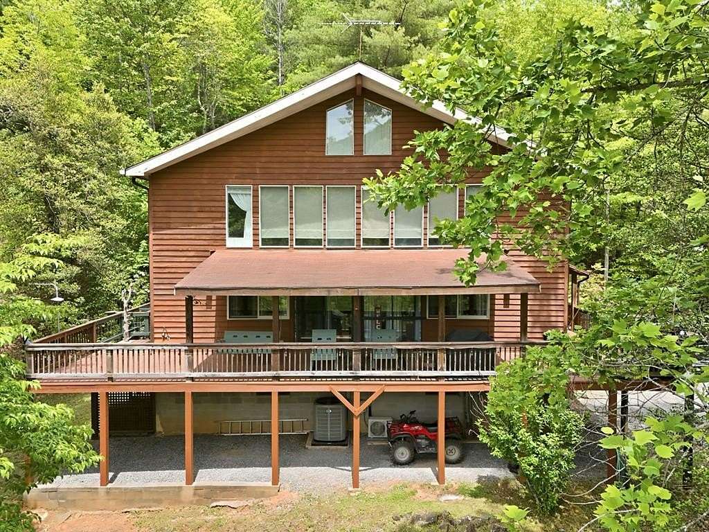 4 Acres of Land with Home for Sale in Robbinsville, North Carolina