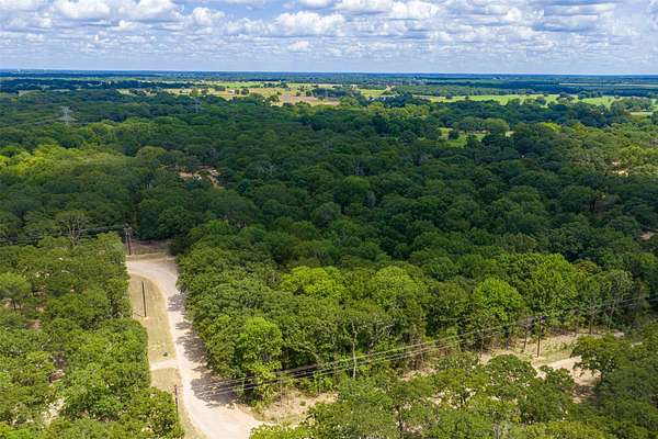 20.2 Acres of Land for Sale in Kemp, Texas