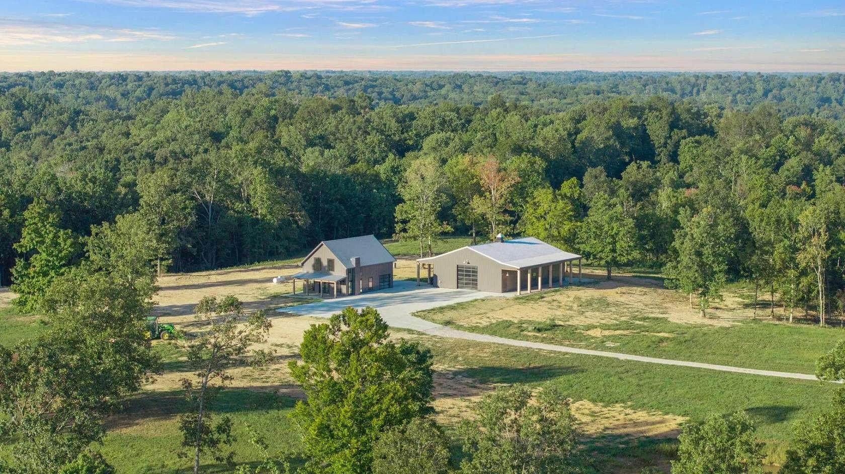 562 Acres of Recreational Land with Home for Sale in Bowling Green, Kentucky