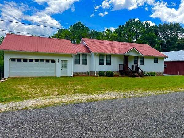 16 Acres of Recreational Land with Home for Sale in Russellville, Alabama