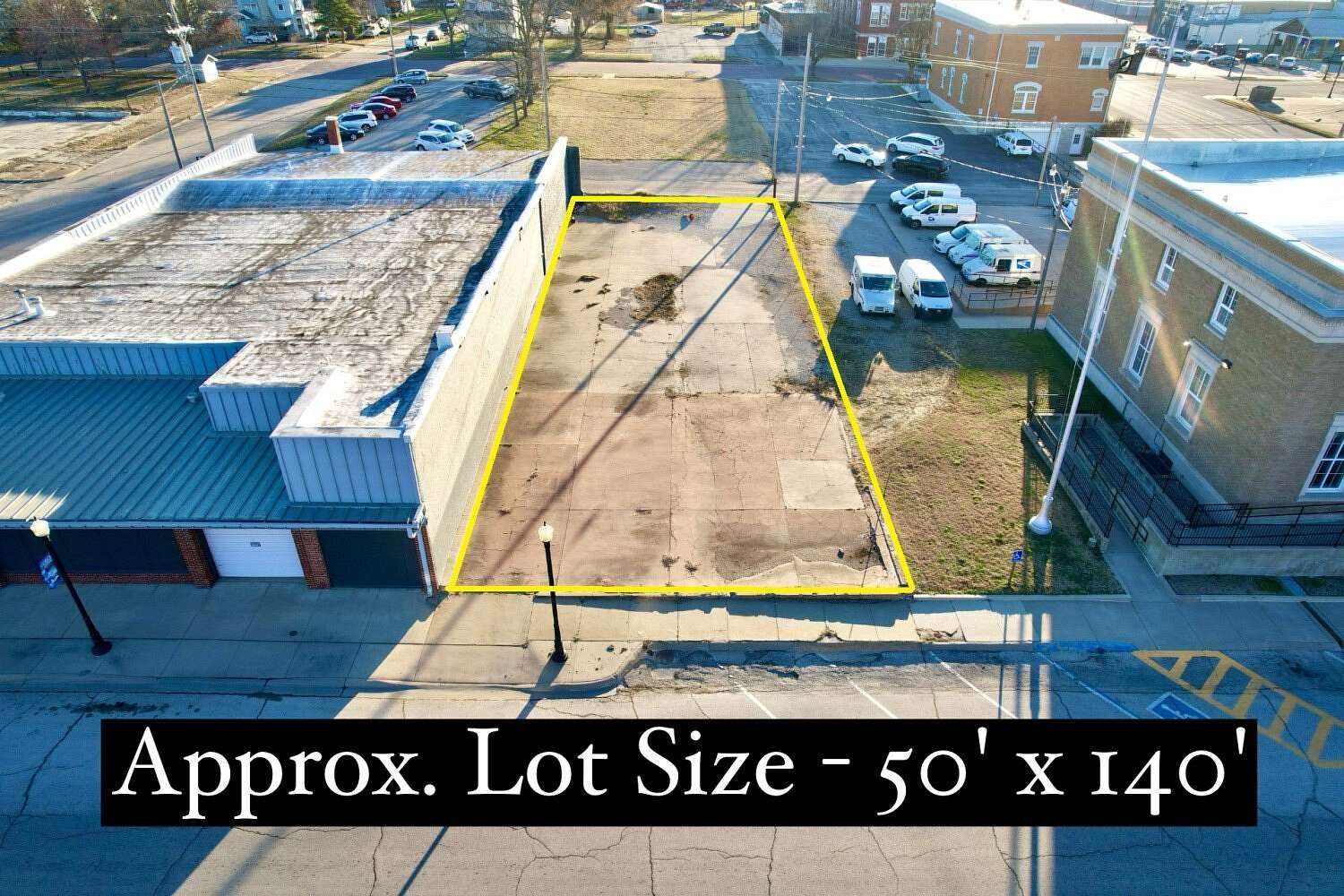 0.16 Acres of Commercial Land for Sale in Chanute, Kansas