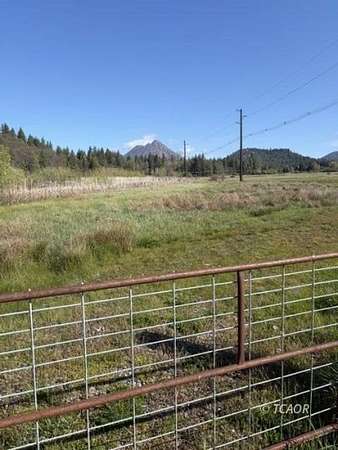 35 Acres of Mixed-Use Land for Sale in Shasta Lake, California