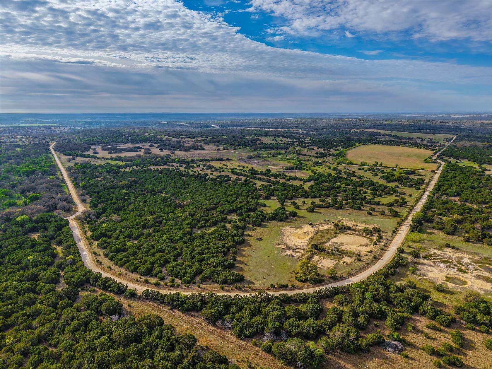 351 Acres of Recreational Land for Sale in Jonesboro, Texas