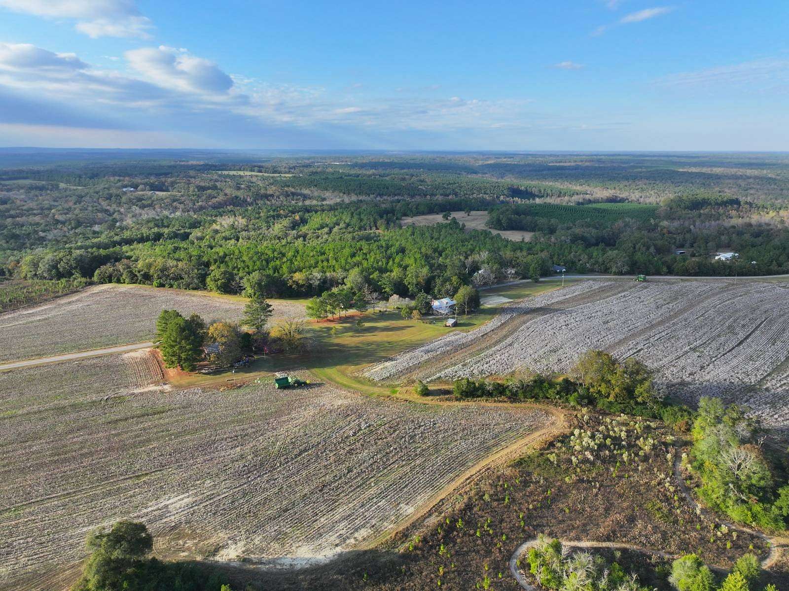 153 Acres of Land with Home for Sale in Skipperville, Alabama