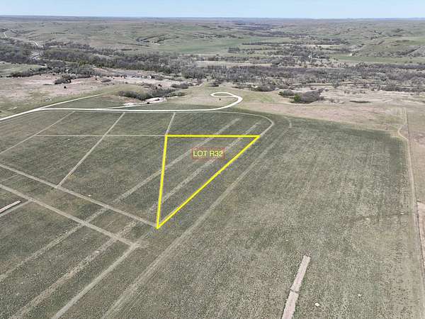 1.64 Acres of Residential Land for Sale in White River, South Dakota