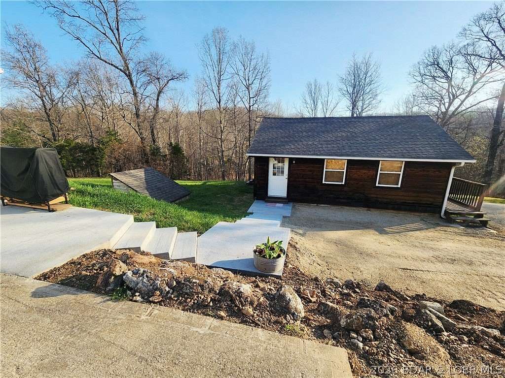 155 Acres of Recreational Land with Home for Sale in Tuscumbia, Missouri