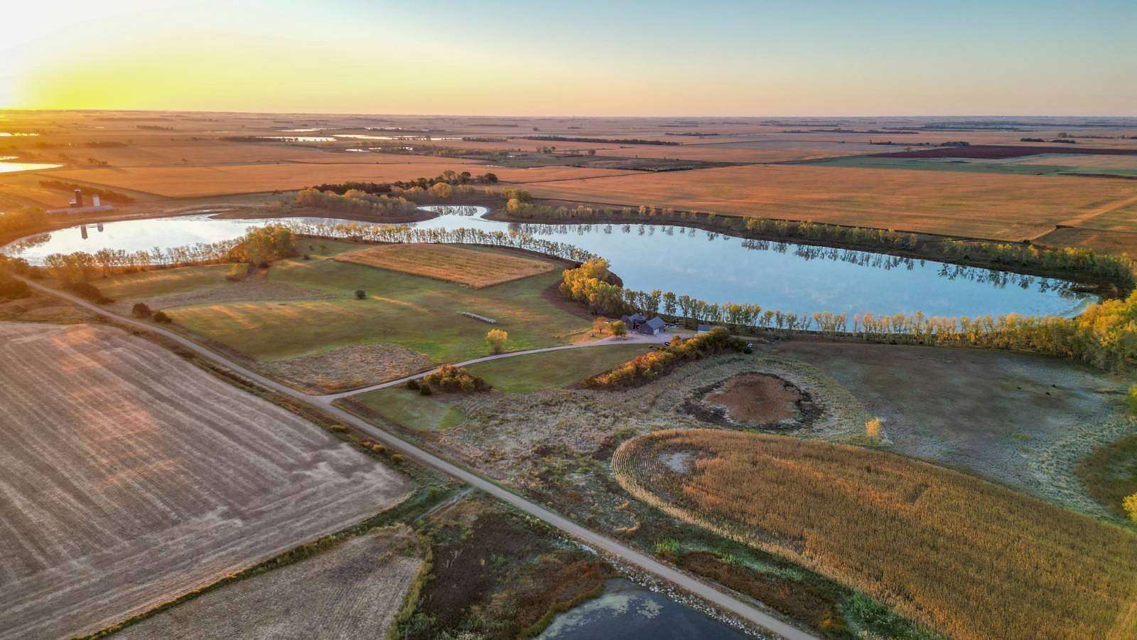 Land with Home for Sale in Bridgewater, South Dakota