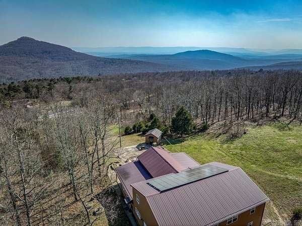39 Acres of Land with Home for Sale in Harrison, Arkansas