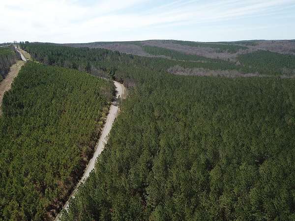 62 Acres of Land for Sale in Crossville, Tennessee