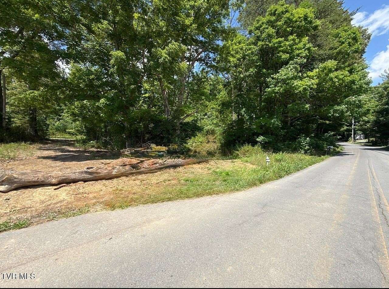 12.2 Acres of Recreational & Residential Land for Sale in Johnson City, Tennessee