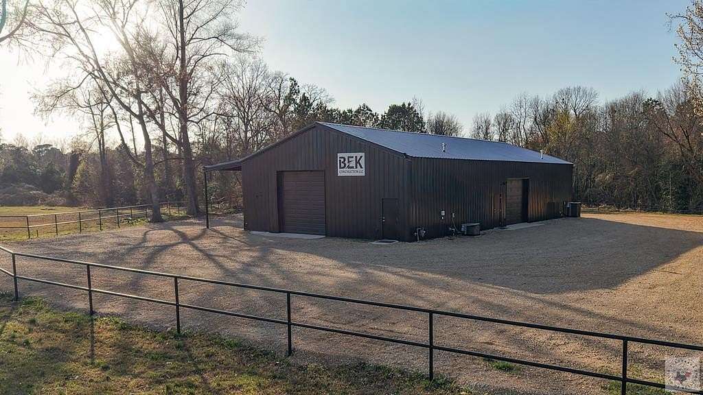 2.67 Acres of Improved Commercial Land for Sale in Texarkana, Texas