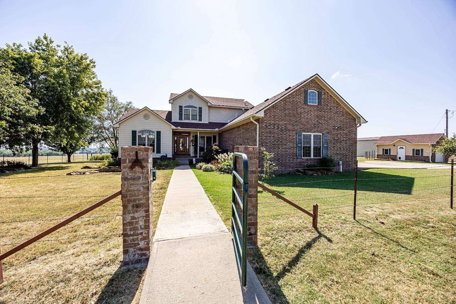 10 Acres of Recreational Land with Home for Sale in Independence, Kansas