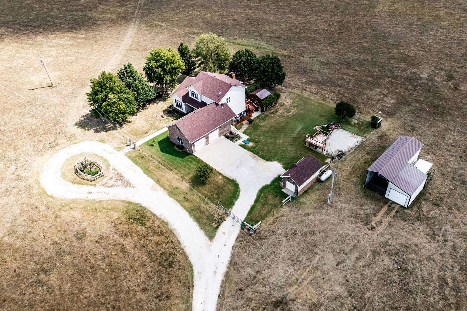 10 Acres of Recreational Land with Home for Sale in Independence, Kansas