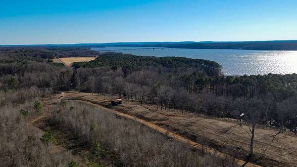 3 Acres of Land for Sale in Florence, Alabama