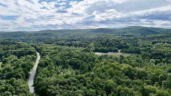 32 Acres of Recreational Land for Sale in Mamakating Town, New York