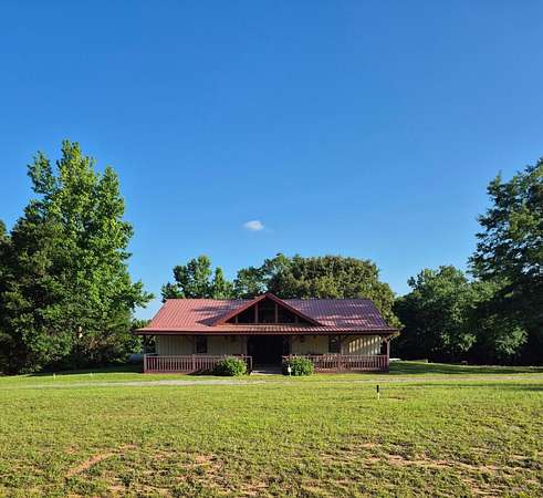 36 Acres of Recreational Land with Home for Sale in Plantersville, Alabama