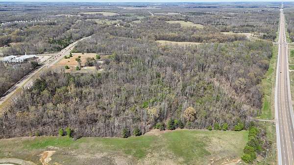 30.4 Acres of Mixed-Use Land for Sale in Memphis, Tennessee