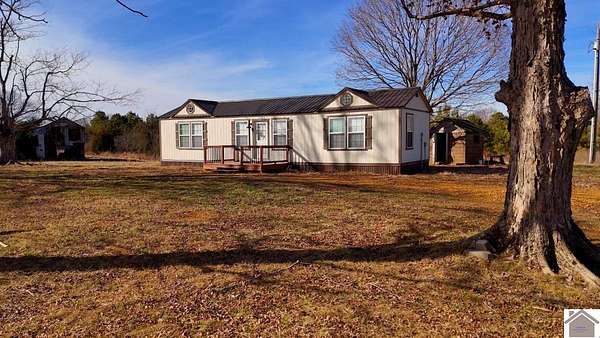 332 Acres of Land with Home for Sale in New Concord, Kentucky
