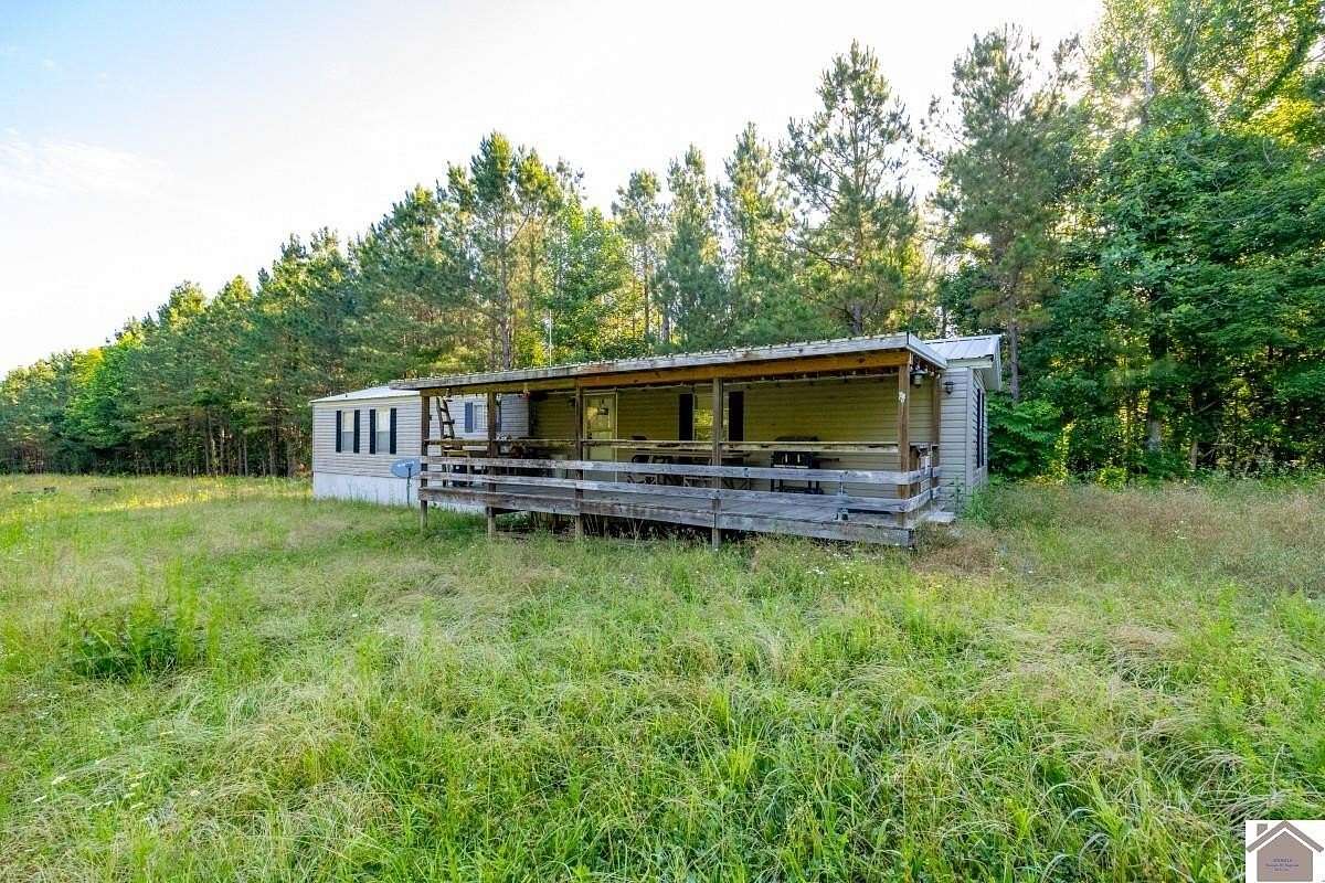 136 Acres of Recreational Land with Home for Sale in Marion, Kentucky