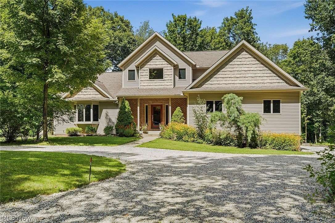 3.53 Acres of Land with Home for Sale in Wadsworth, Ohio