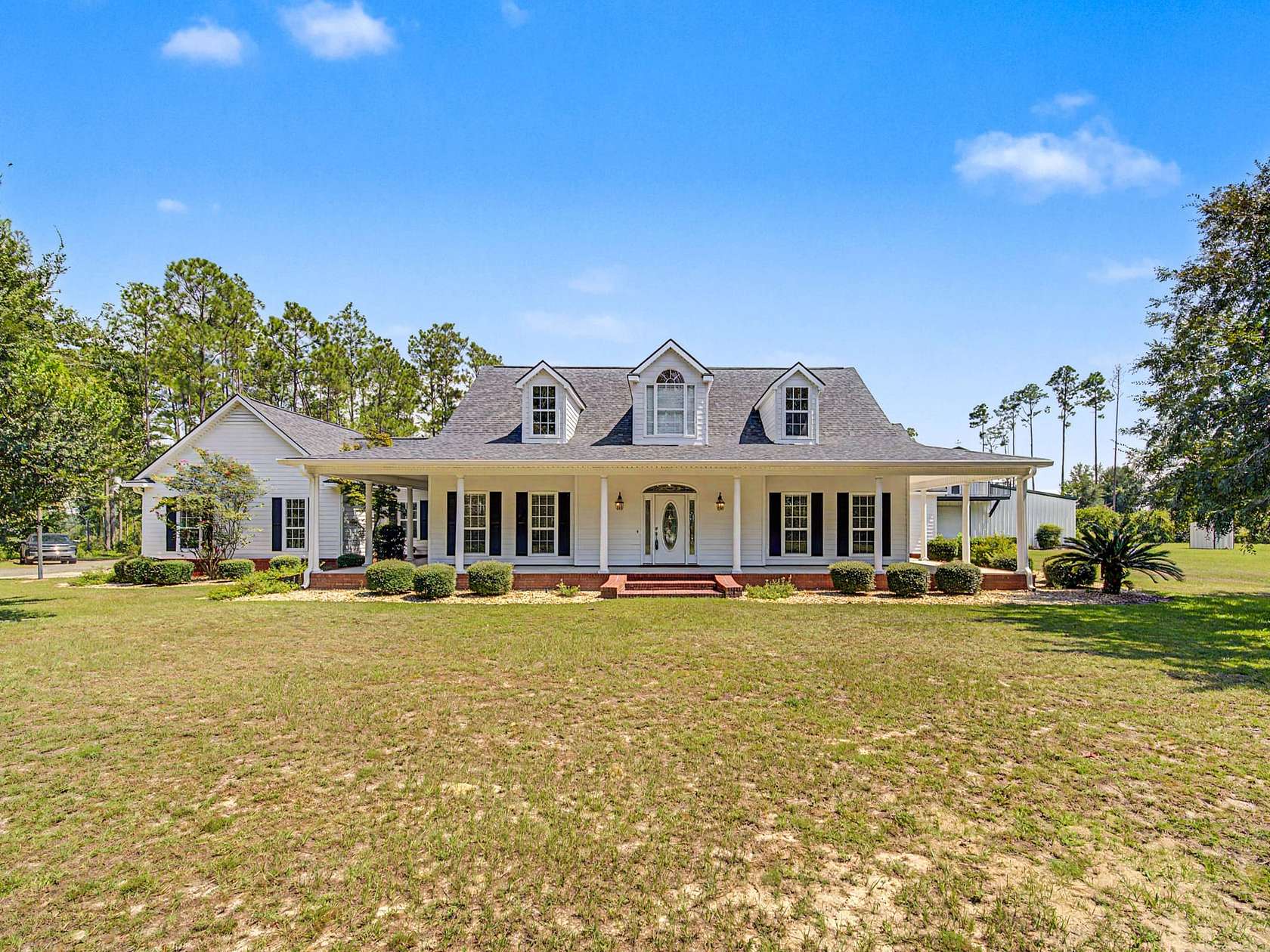 15 Acres of Land with Home for Sale in Lake Park, Georgia