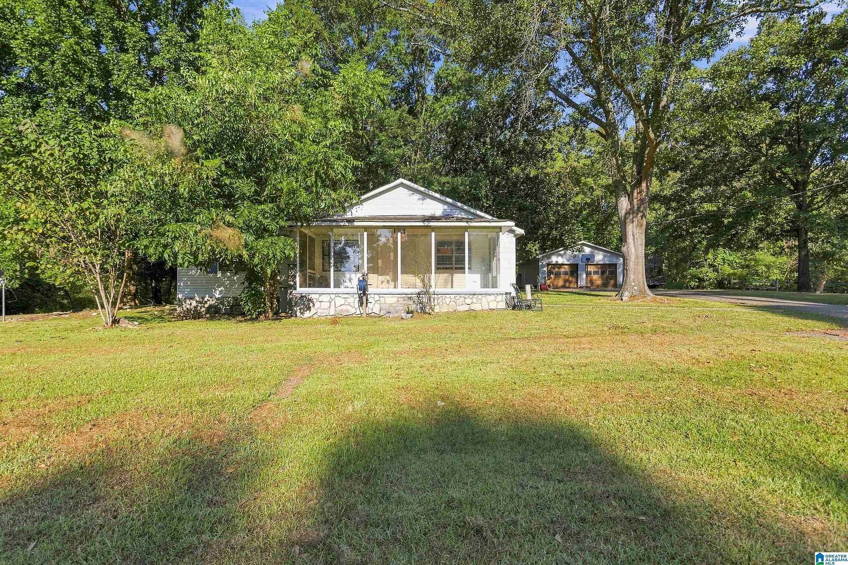 3 Acres of Land with Home for Sale in Wilsonville, Alabama