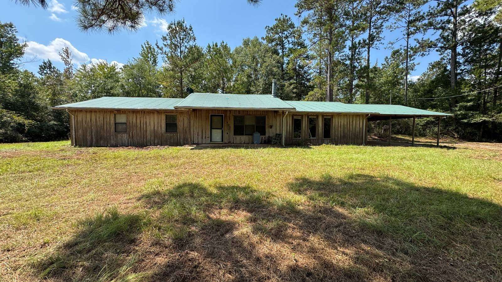 15 Acres of Recreational Land with Home for Sale in Forest Home, Alabama