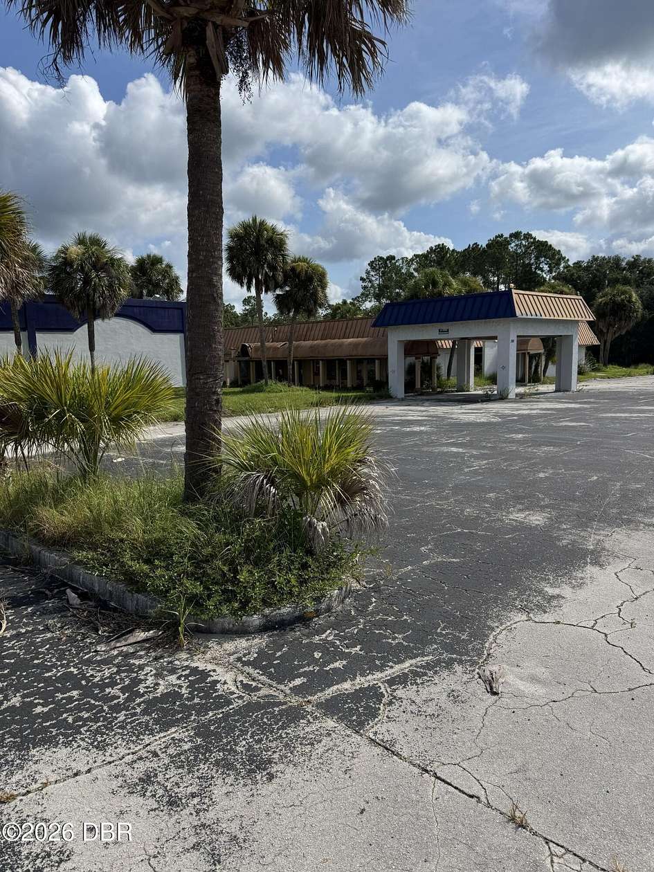 6.79 Acres of Improved Commercial Land for Sale in DeLand, Florida