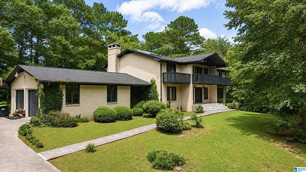 4 Acres of Land with Home for Lease in Heflin, Alabama