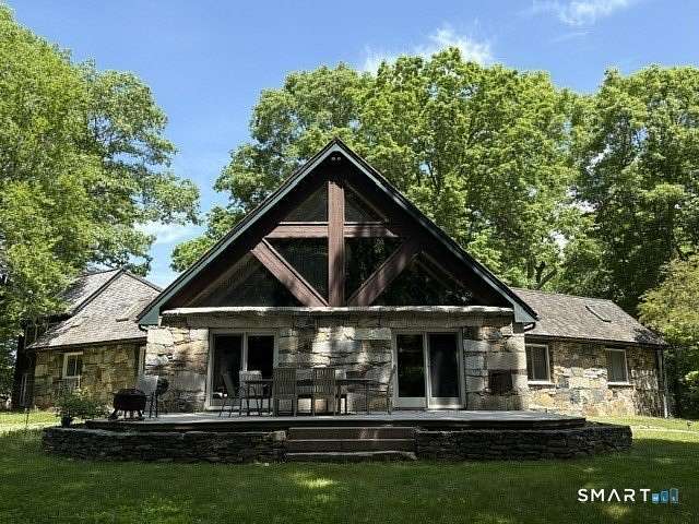 9.5 Acres of Land with Home for Lease in Litchfield, Connecticut