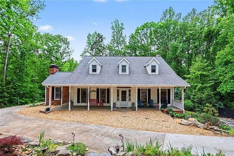 5.59 Acres of Land with Home for Sale in Douglasville, Georgia