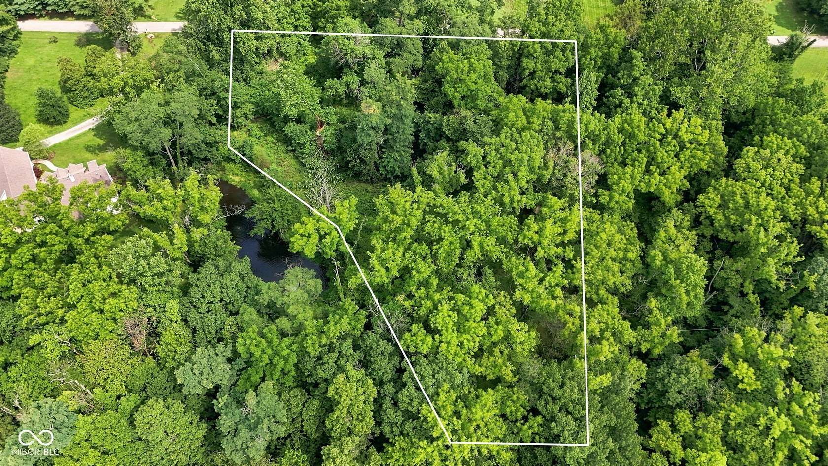 0.88 Acres of Residential Land for Sale in Zionsville, Indiana