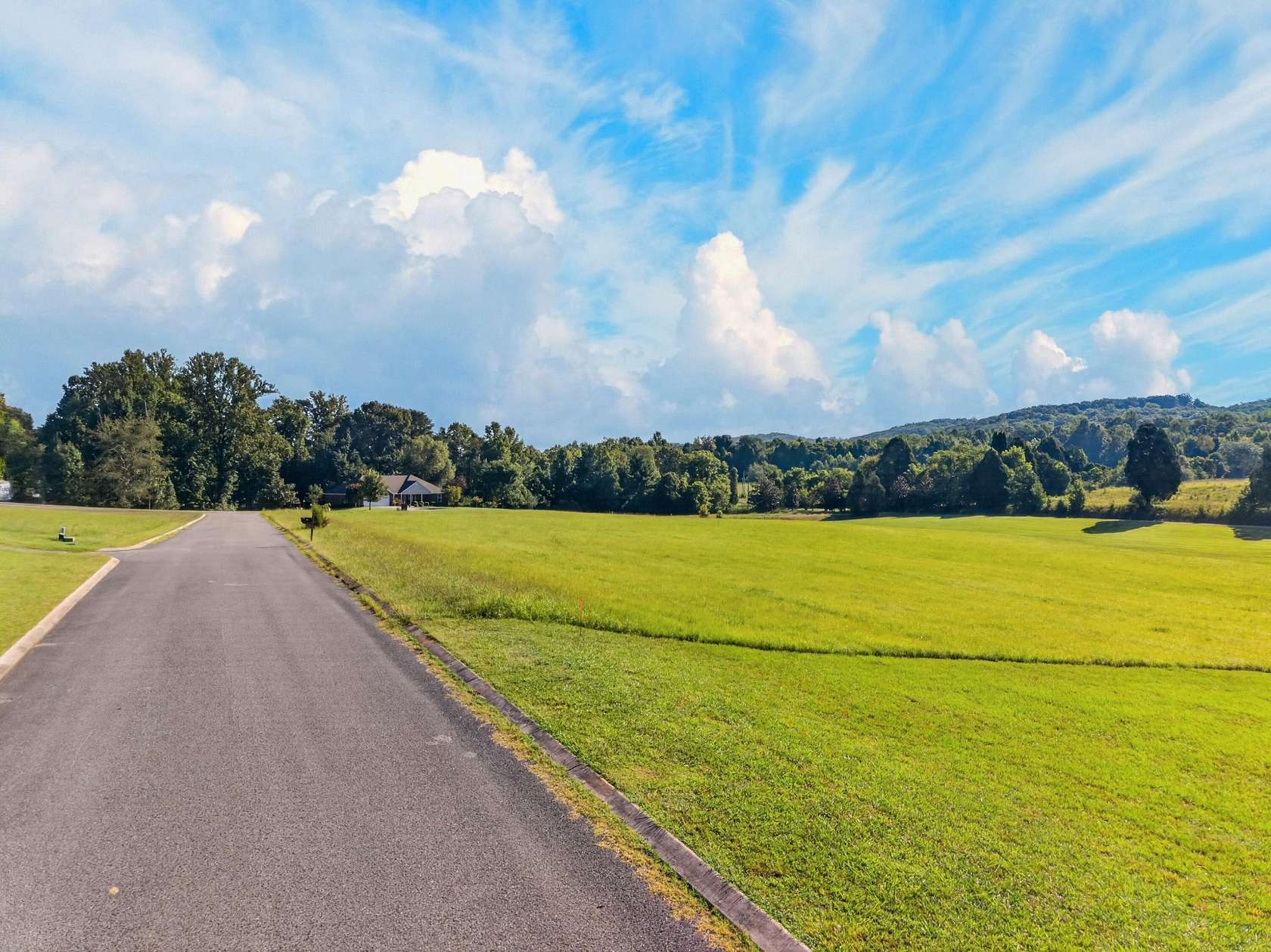 1 Acre of Residential Land for Sale in Spring City, Tennessee