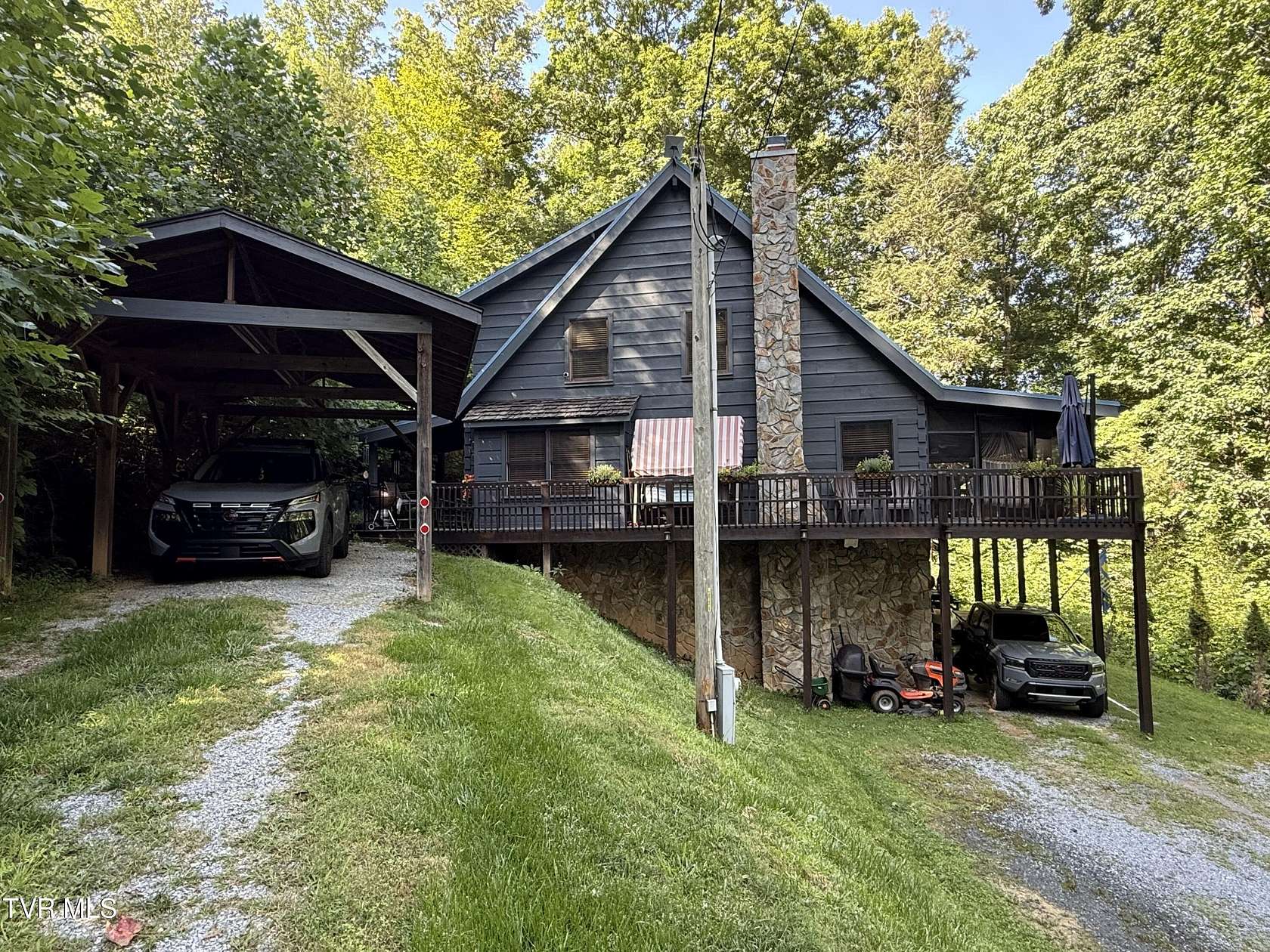 3.49 Acres of Land with Home for Sale in Roan Mountain, Tennessee