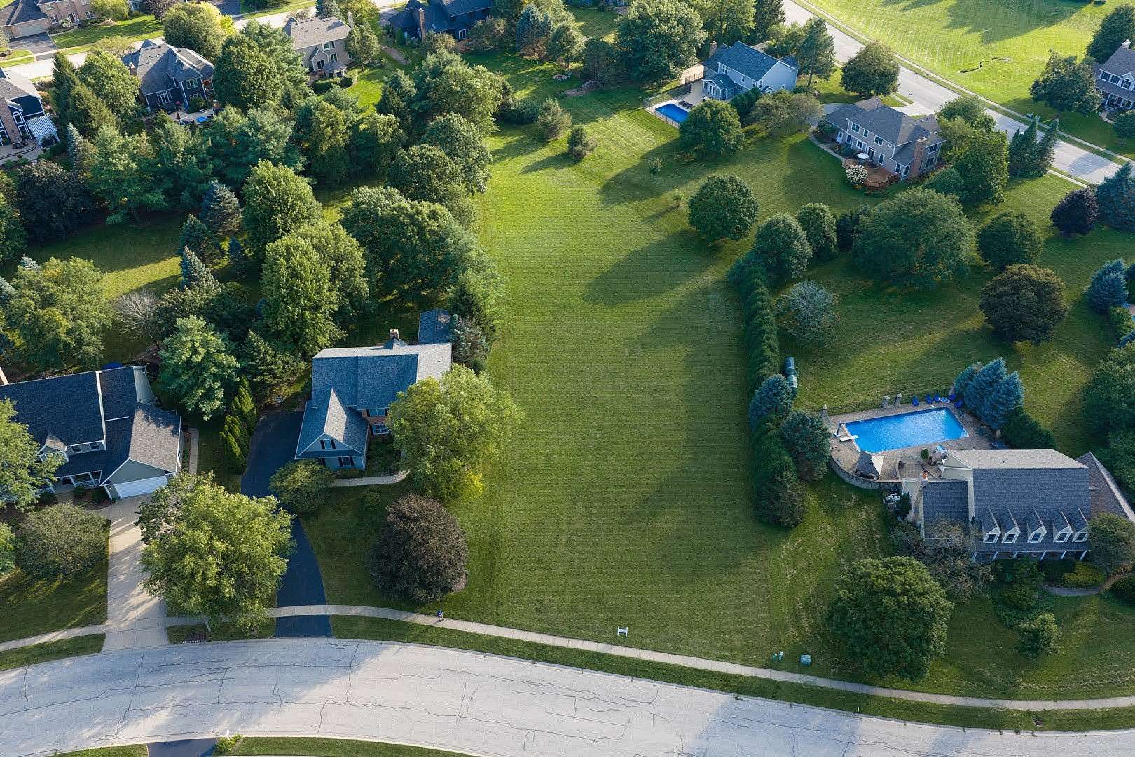 0.86 Acres of Residential Land for Sale in Cary, Illinois