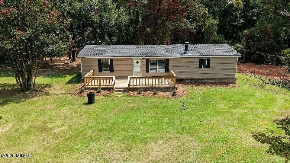 2 Acres of Land with Home for Sale in Byron, Georgia