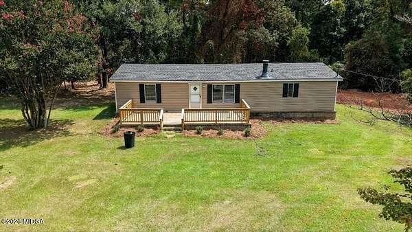 2 Acres of Land with Home for Sale in Byron, Georgia