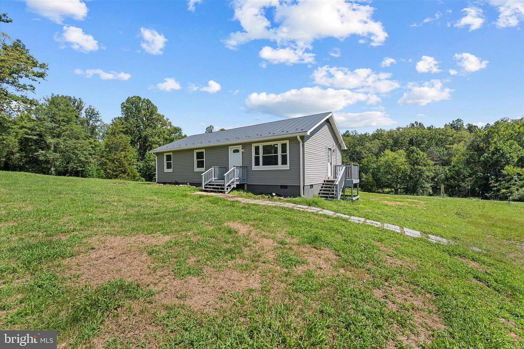 5 Acres of Land with Home for Lease in Warrenton, Virginia