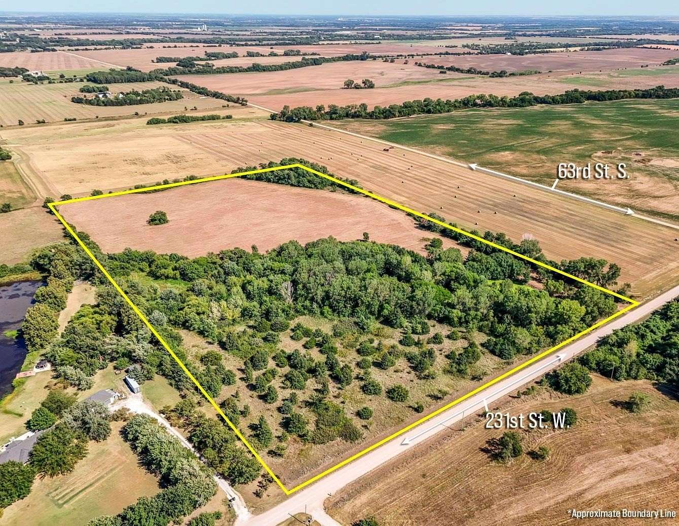 22.8 Acres of Recreational & Residential Land for Auction in Viola, Kansas