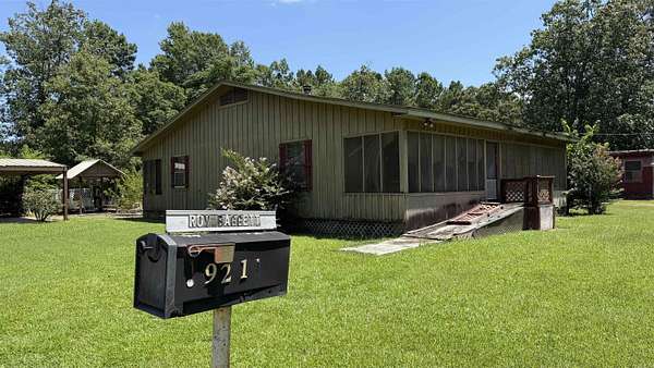 12.6 Acres of Land with Home for Sale in Pine Bluff, Arkansas