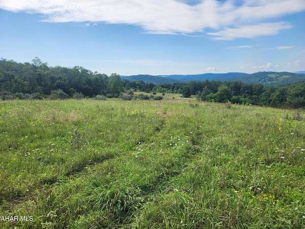176 Acres of Recreational Land for Sale in Saxton, Pennsylvania