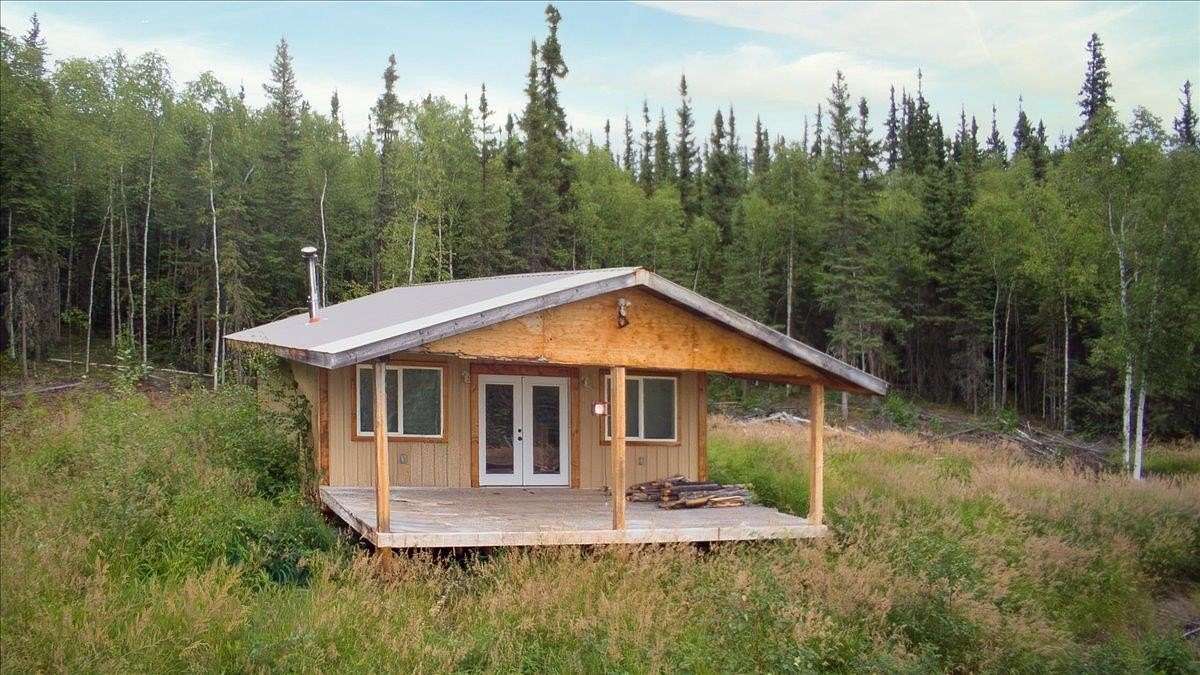 6 Acres of Improved Residential Land for Sale in Fairbanks, Alaska