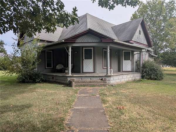 2.1 Acres of Land with Home for Sale in Hume, Missouri