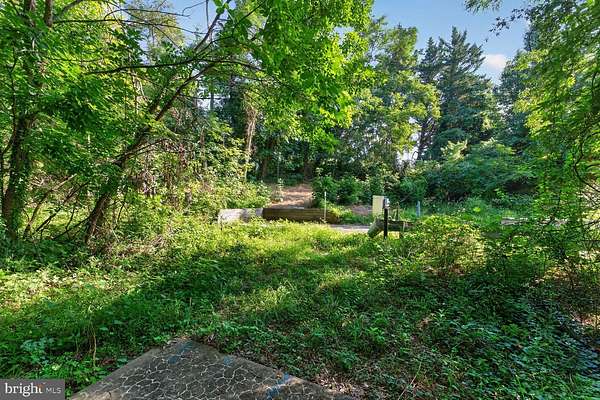 2.33 Acres of Residential Land for Sale in Alexandria, Virginia