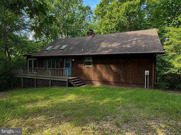 11 Acres of Land with Home for Sale in Hollywood, Maryland