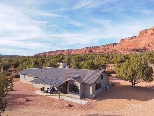 10 Acres of Land with Home for Sale in Kanab, Utah