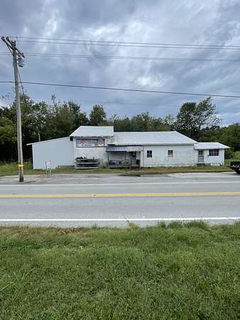 5 Acres of Commercial Land for Sale in Red Boiling Springs, Tennessee