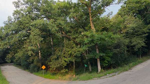 0.84 Acres of Residential Land for Sale in Janesville, Wisconsin