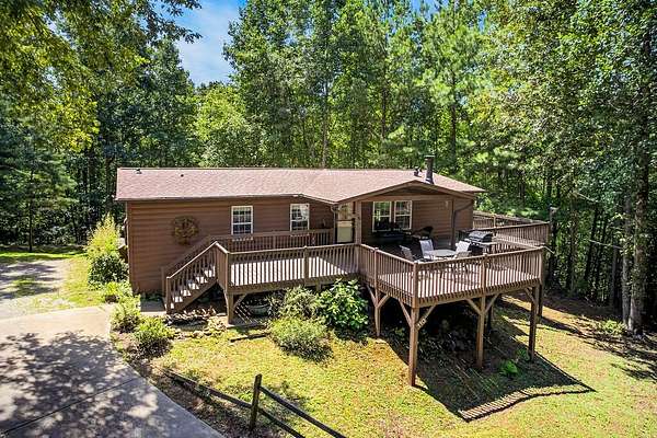 3.1 Acres of Land with Home for Sale in Ellijay, Georgia