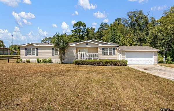 2 Acres of Land with Home for Sale in Tyler, Texas